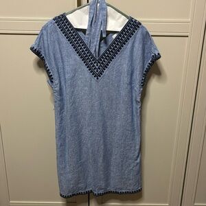 Boden linen embroidered dress in chambray color